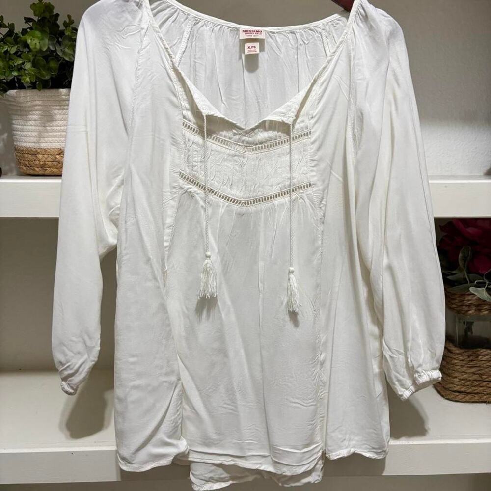 Mossimo cream blouse with tassels